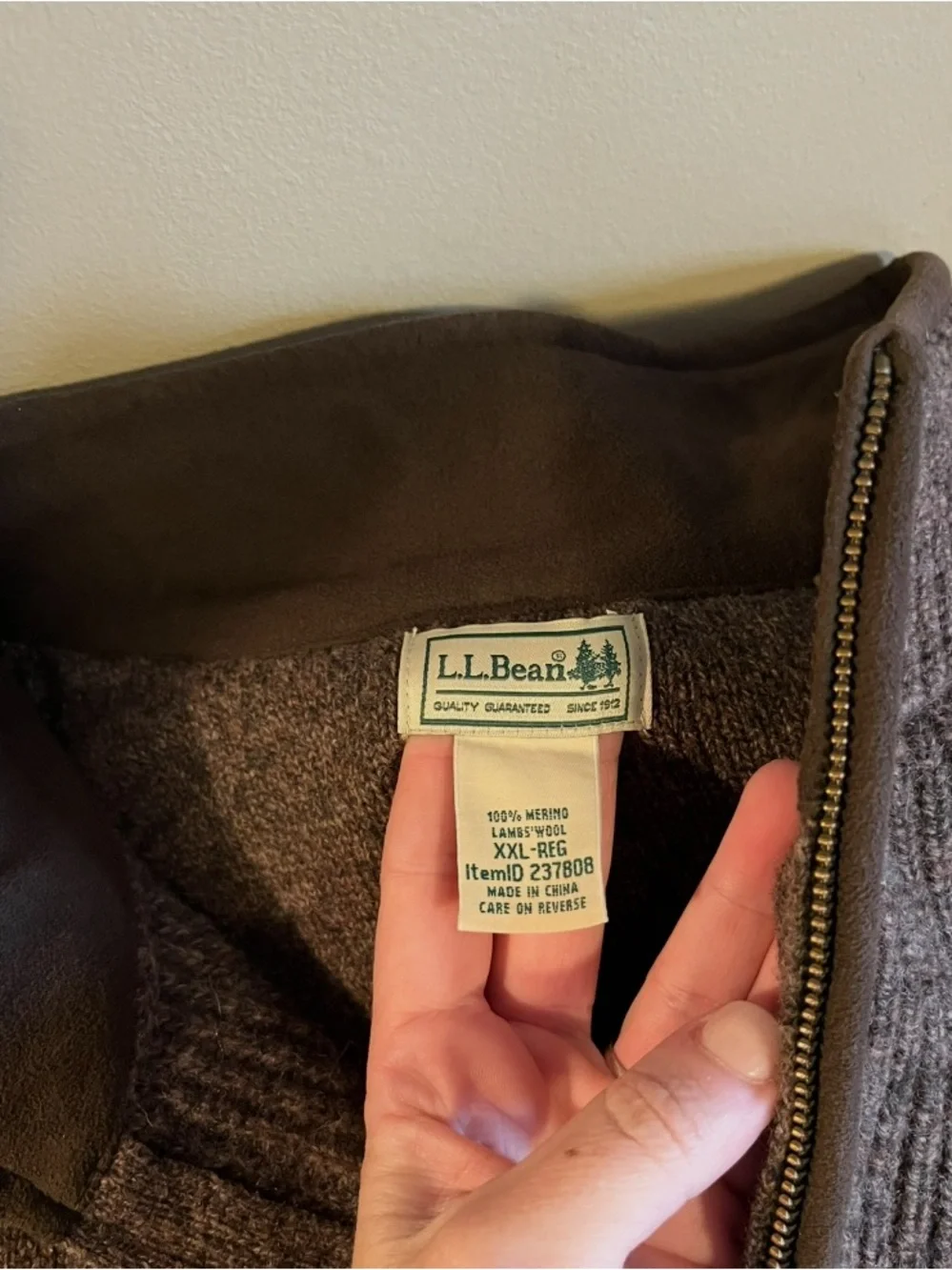 L.L. Bean Men's 100% Merino Lambs Wool Quarter-Zip Knit Sweater in Dark Brown